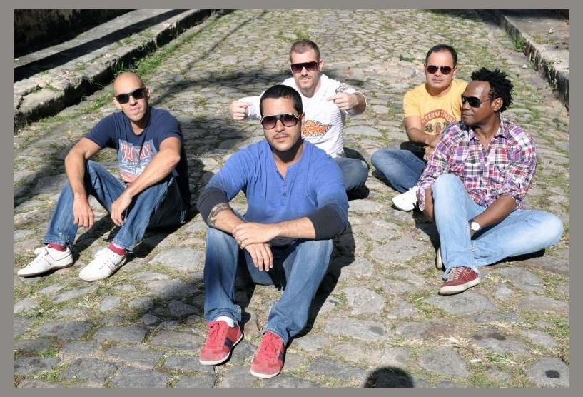 Banda Sandálias